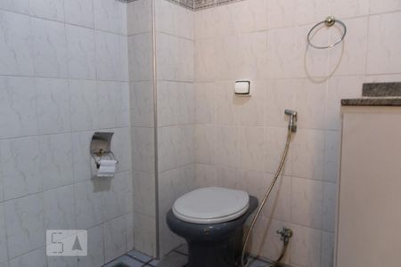 Banheiro de apartamento para alugar com 2 quartos, 72m² em Maracanã, Rio de Janeiro