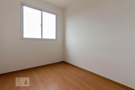 Quarto 2 de apartamento para alugar com 2 quartos, 41m² em Itaquera, São Paulo