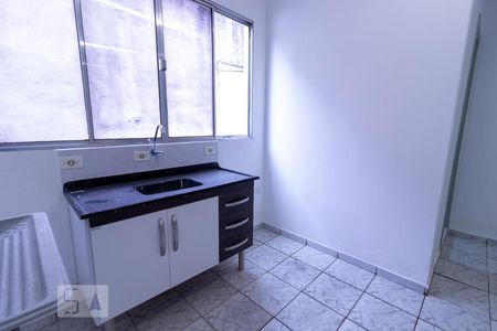 Cozinha de kitnet/studio para alugar com 1 quarto, 32m² em Vila Gomes Cardim, São Paulo