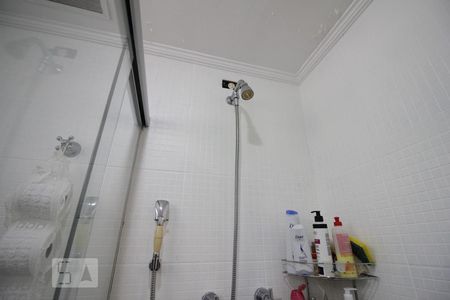 Chuveiro de apartamento à venda com 4 quartos, 98m² em Vila Sônia, São Paulo