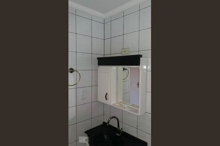 Banheiro de apartamento à venda com 2 quartos, 64m² em Vila Nova York, São Paulo