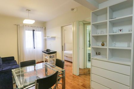 Apartamento para alugar com 33m², 1 quarto e 1 vagaSala