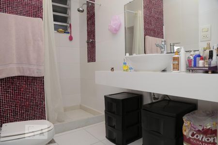banheiro de apartamento à venda com 3 quartos, 115m² em Tijuca, Rio de Janeiro