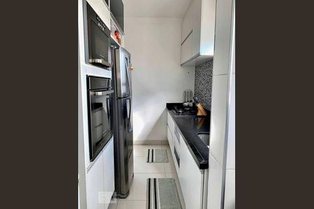 Cozinha de apartamento para alugar com 2 quartos, 56m² em Jardim Olavo Bilac, São Bernardo do Campo