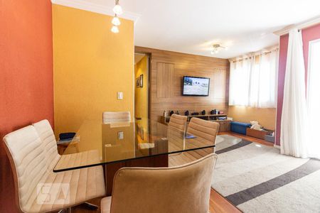 Sala de apartamento para alugar com 3 quartos, 95m² em Jardim Lúcia, São Paulo