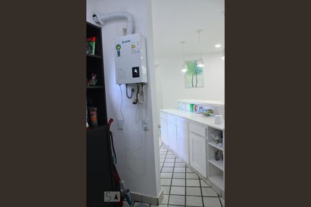 Área de Serviço de apartamento para alugar com 2 quartos, 100m² em Barra da Tijuca, Rio de Janeiro