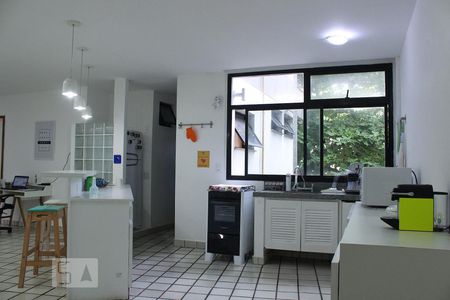 Cozinha de apartamento para alugar com 2 quartos, 100m² em Barra da Tijuca, Rio de Janeiro