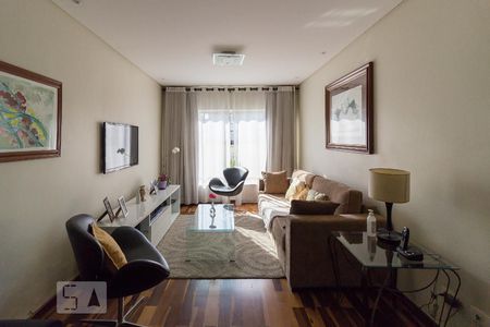 Sala de casa à venda com 3 quartos, 250m² em Jardim Independência, São Paulo