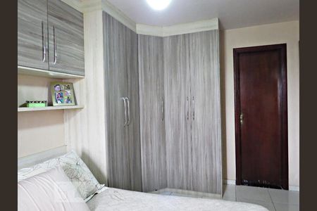 Quarto Suite- Armários de apartamento à venda com 2 quartos, 74m² em Vila Mazzei, São Paulo