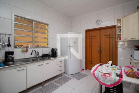 Cozinha de casa à venda com 5 quartos, 200m² em Vila Miriam, São Paulo