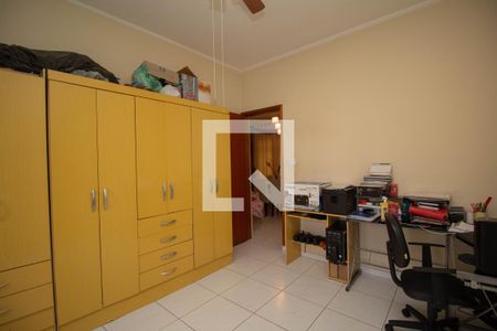 Quarto 1 de casa à venda com 5 quartos, 200m² em Vila Miriam, São Paulo