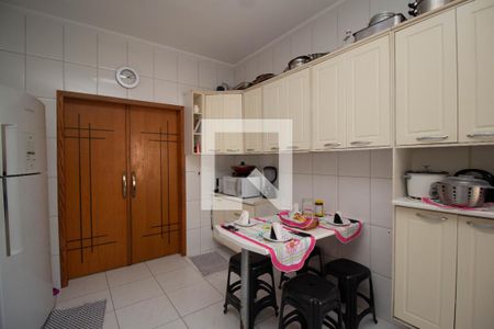 Cozinha de casa à venda com 5 quartos, 200m² em Vila Miriam, São Paulo