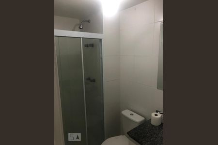 Banheiro de kitnet/studio para alugar com 1 quarto, 34m² em Ipiranga, São Paulo