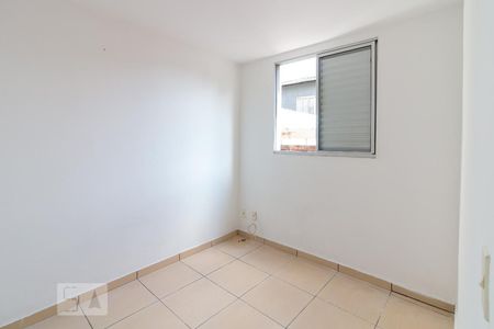 Quarto 2 de apartamento para alugar com 2 quartos, 46m² em Vila Bremen, Guarulhos