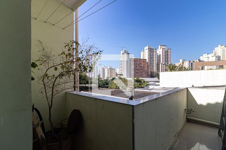 Varanda de casa à venda com 2 quartos, 200m² em Vila Romana, São Paulo
