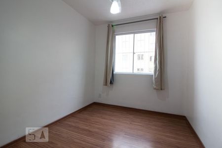Dormitório2 de apartamento à venda com 2 quartos, 46m² em Glória, Porto Alegre