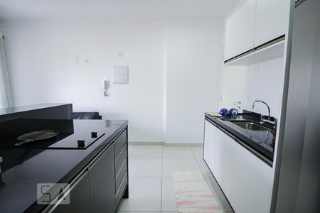 Cozinha de kitnet/studio para alugar com 1 quarto, 65m² em Santana, São Paulo