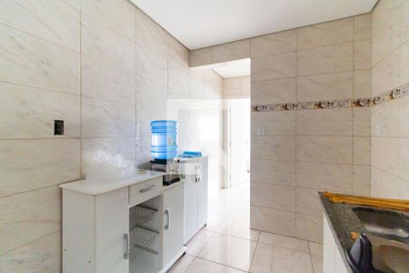 Cozinha de apartamento para alugar com 1 quarto, 60m² em Jardim Brasília (zona Norte), São Paulo