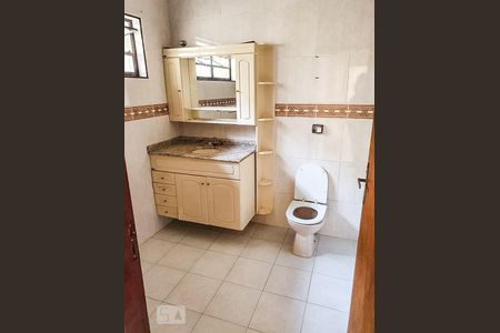 Banheiro de casa para alugar com 3 quartos, 300m² em São José, São Caetano do Sul
