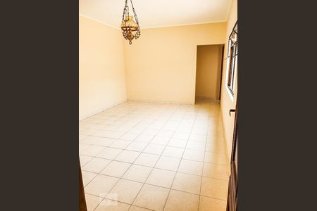 Sala de casa para alugar com 3 quartos, 300m² em São José, São Caetano do Sul
