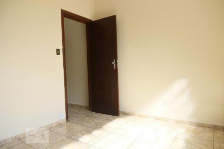 Quarto 1 de casa para alugar com 5 quartos, 215m² em Sagrada Família, Belo Horizonte