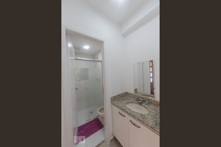 Banheiro Social de apartamento para alugar com 1 quarto, 48m² em Vila Gomes Cardim, São Paulo