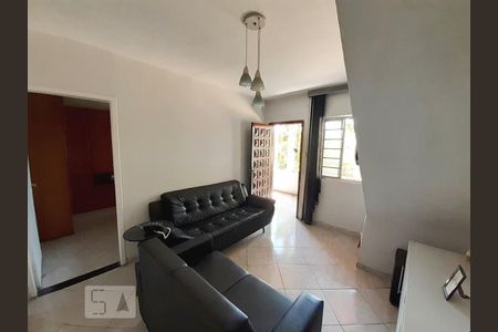 Sala de casa para alugar com 4 quartos, 140m² em Paulicéia, São Bernardo do Campo