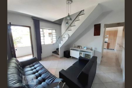 Sala de casa para alugar com 4 quartos, 140m² em Paulicéia, São Bernardo do Campo