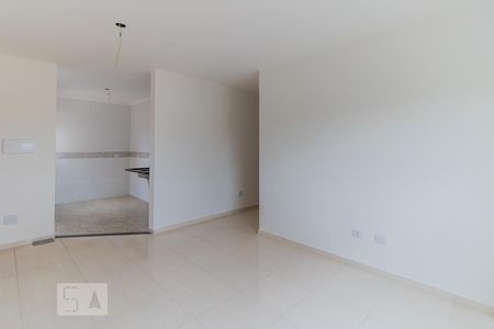 Sala de casa de condomínio para alugar com 2 quartos, 56m² em Vila Euthalia, São Paulo