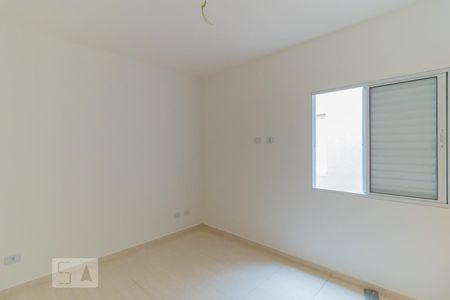 Quarto 2 de casa de condomínio para alugar com 2 quartos, 56m² em Vila Euthalia, São Paulo