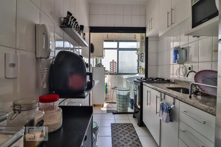 Cozinha de apartamento para alugar com 2 quartos, 64m² em Sumaré, São Paulo