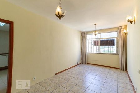 Sala de apartamento para alugar com 2 quartos, 70m² em Engenho de Dentro, Rio de Janeiro