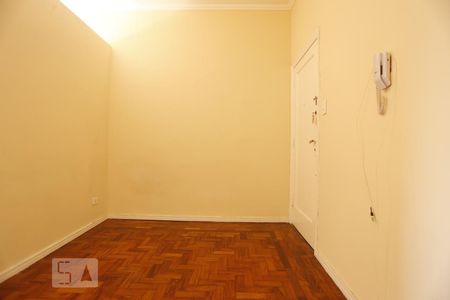 Sala de kitnet/studio à venda com 1 quarto, 30m² em Santa Efigênia, São Paulo