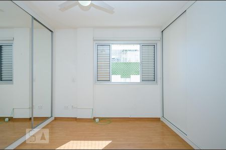 Suíte de apartamento para alugar com 4 quartos, 120m² em Buritis, Belo Horizonte