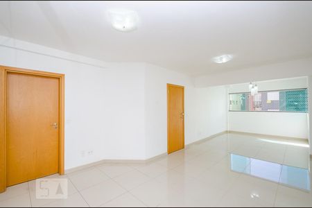 Sala de apartamento para alugar com 4 quartos, 120m² em Buritis, Belo Horizonte