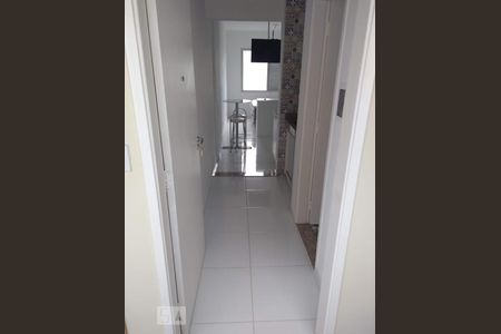 Corredor de kitnet/studio à venda com 1 quarto, 38m² em Centro, Campinas