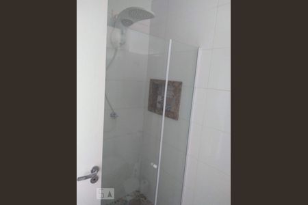 Banheiro de kitnet/studio à venda com 1 quarto, 38m² em Centro, Campinas