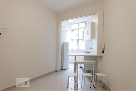 Sala de apartamento para alugar com 2 quartos, 70m² em Centro, São Paulo