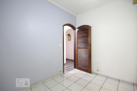 Quarto 2 de casa à venda com 3 quartos, 250m² em Jardim Maria Estela, São Paulo