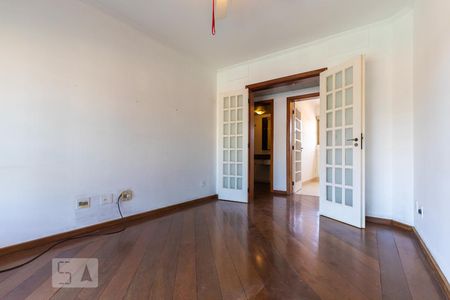 Sala de vídeo de apartamento à venda com 3 quartos, 212m² em Cambuí, Campinas