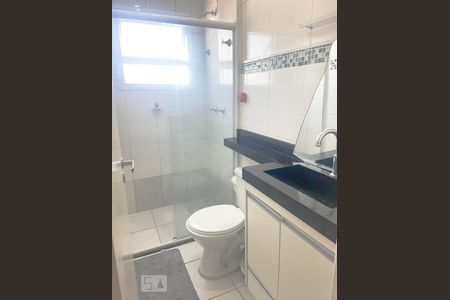 Banheiro de apartamento à venda com 2 quartos, 49m² em São Pedro, Osasco