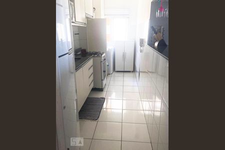 Cozinha de apartamento à venda com 2 quartos, 49m² em São Pedro, Osasco