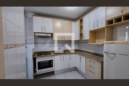 Cozinha e Área de Serviço de apartamento para alugar com 2 quartos, 58m² em Jardim Santa Teresa, Jundiaí
