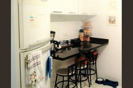 Cozinha de apartamento à venda com 3 quartos, 80m² em Jardim da Saúde, São Paulo