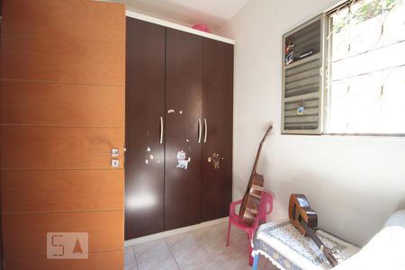 Quarto 2 de casa à venda com 4 quartos, 200m² em Saúde, São Paulo