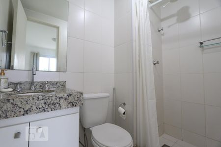 Banheiro da Suíte de apartamento para alugar com 2 quartos, 60m² em Jacarepaguá, Rio de Janeiro