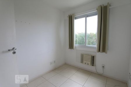 Quarto 1 de apartamento para alugar com 2 quartos, 60m² em Jacarepaguá, Rio de Janeiro