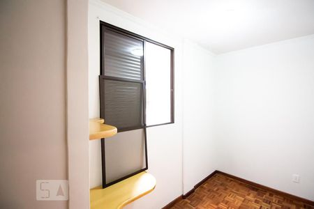 Quarto de apartamento para alugar com 2 quartos, 55m² em República, São Paulo