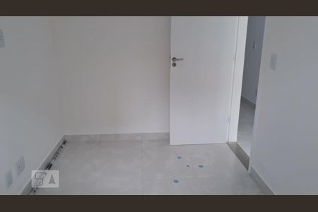 Quarto de casa para alugar com 1 quarto, 30m² em Vila São Vicente, São Paulo