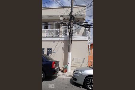 Fachada de casa para alugar com 1 quarto, 30m² em Vila São Vicente, São Paulo